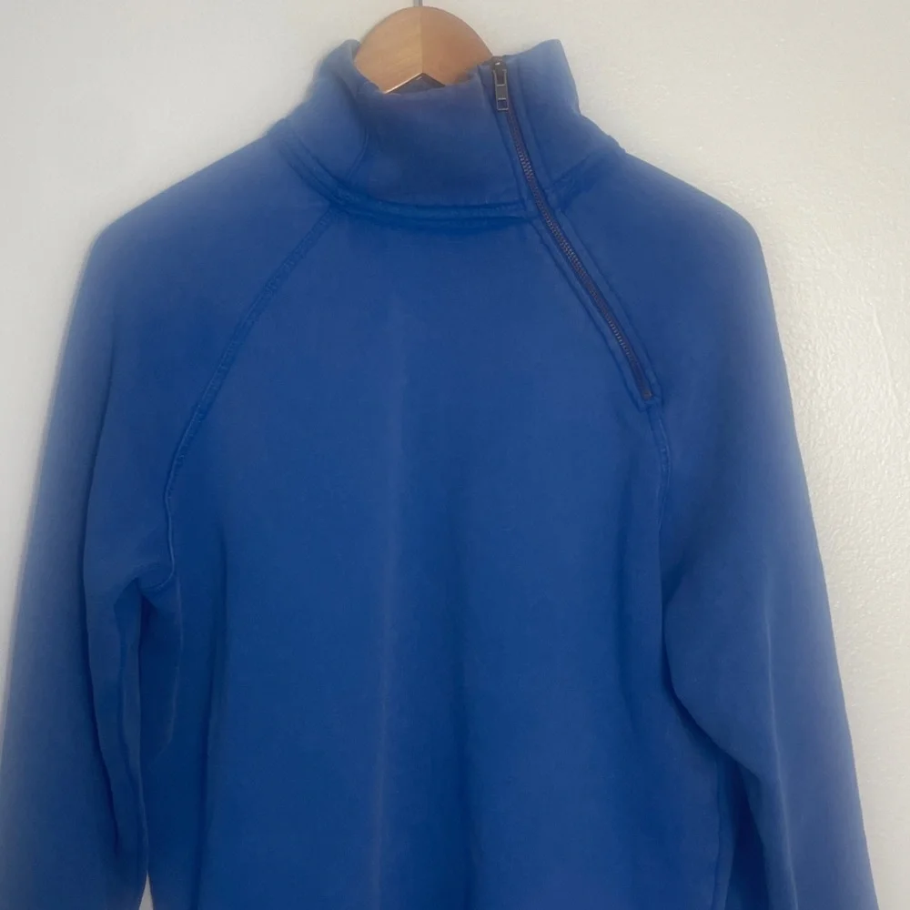 We the Free Sweatshirt Size M